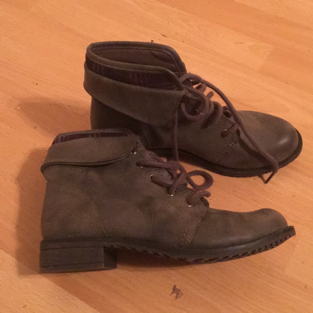 Route 66 ankle boots size 5M